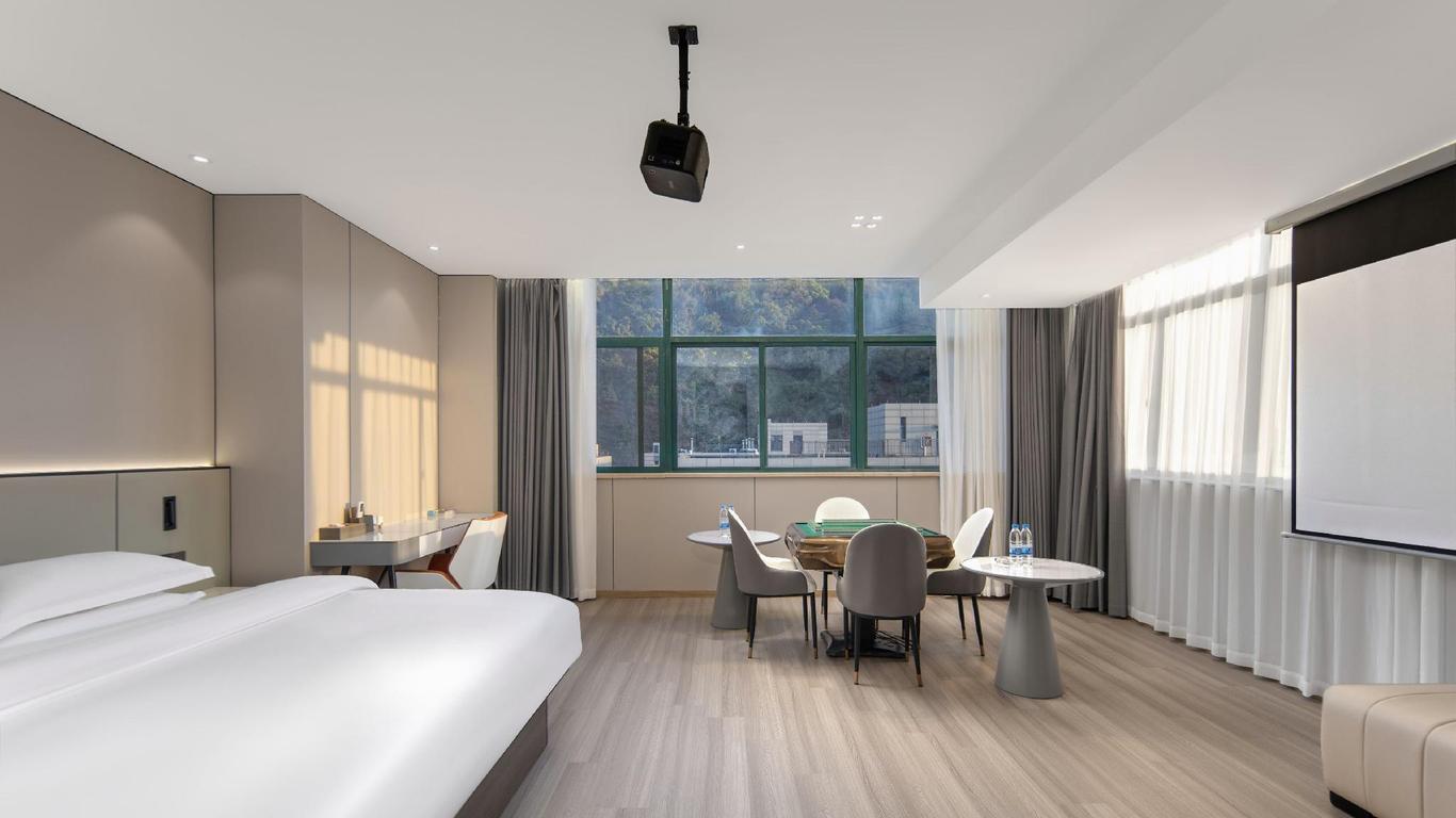 Radisson Blu Man Hotel Linping
