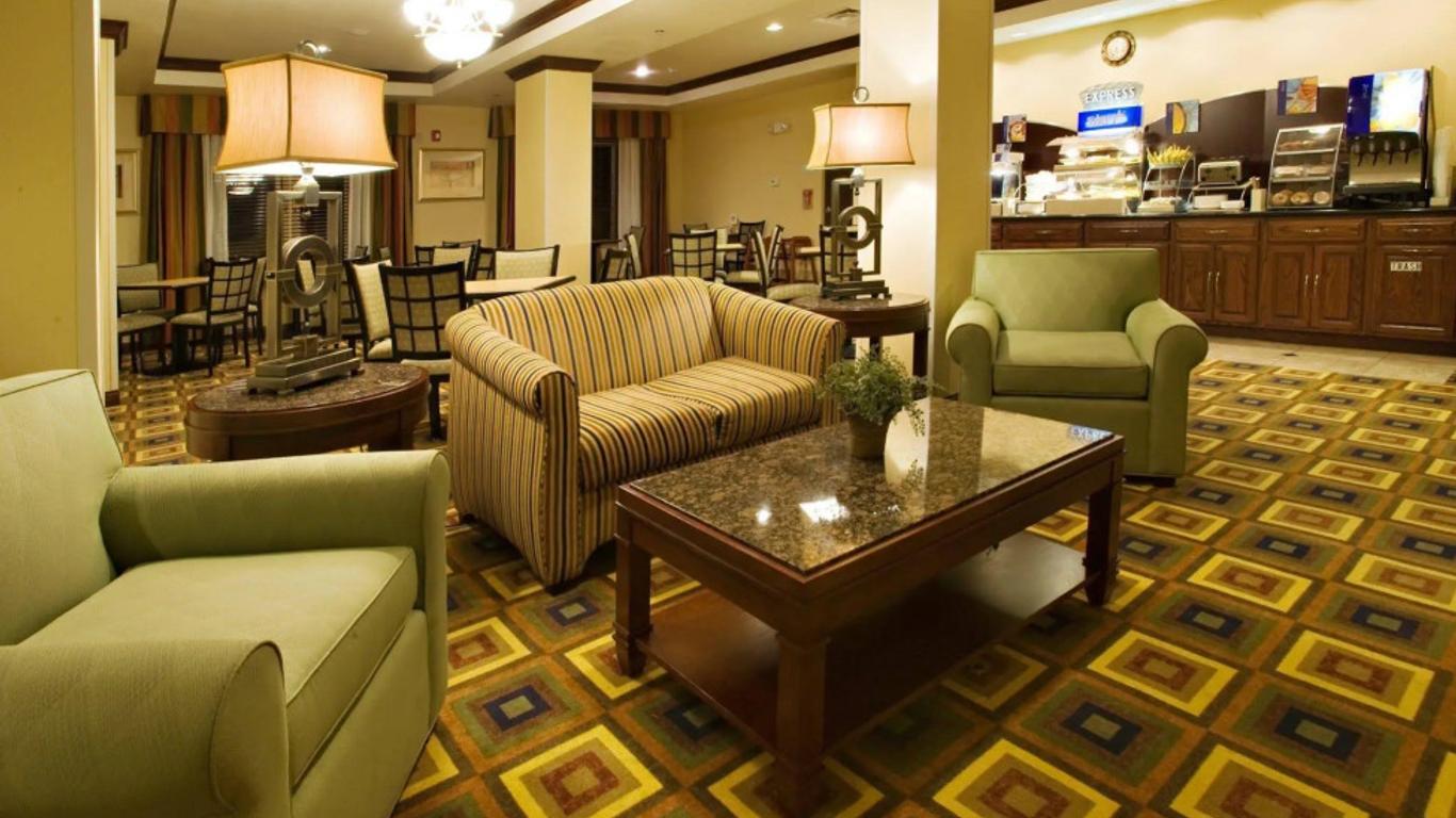 Holiday Inn Express & Suites Childress By IHG