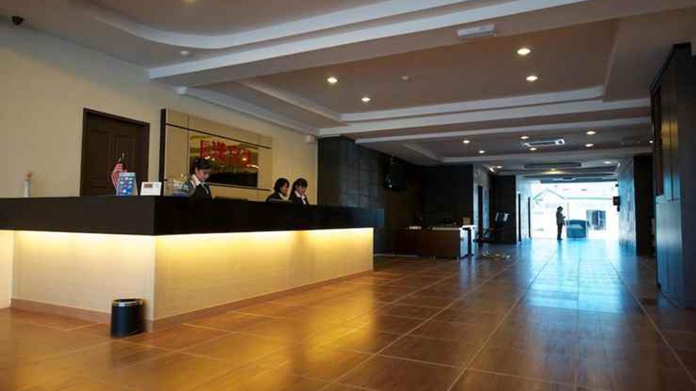 Han Palace Hotel Semporna