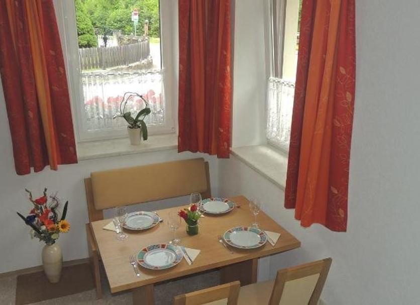 Dining room Photo