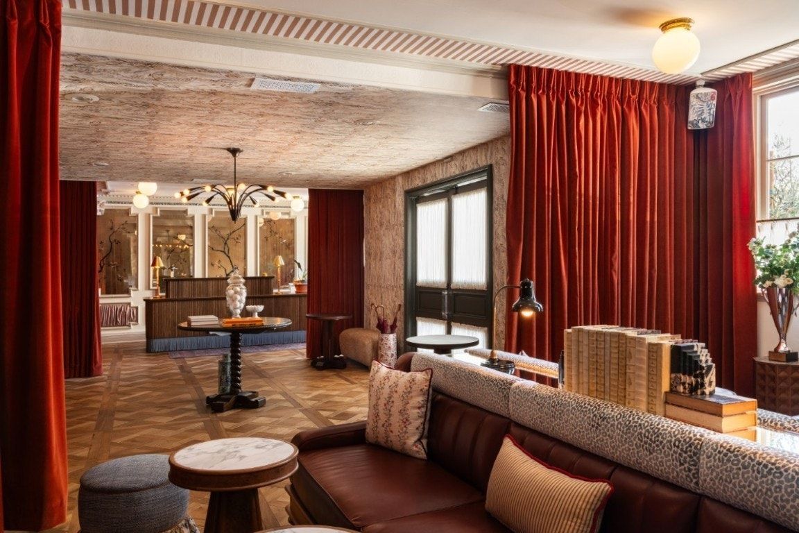 Lounge Photo