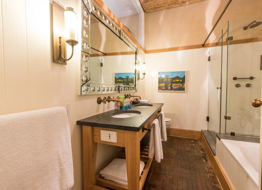 Bathroom Photo