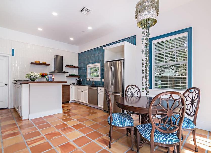 Kitchen Photo