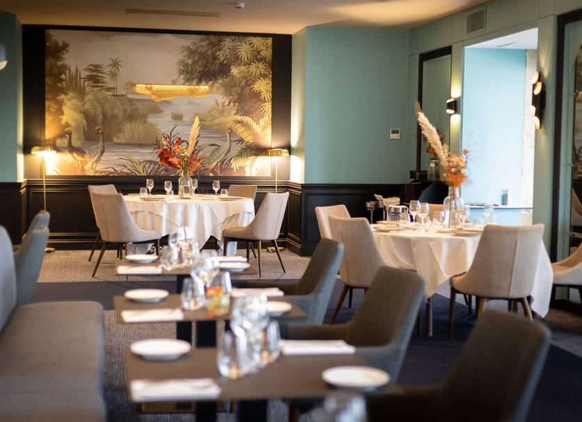 Restaurant Photo