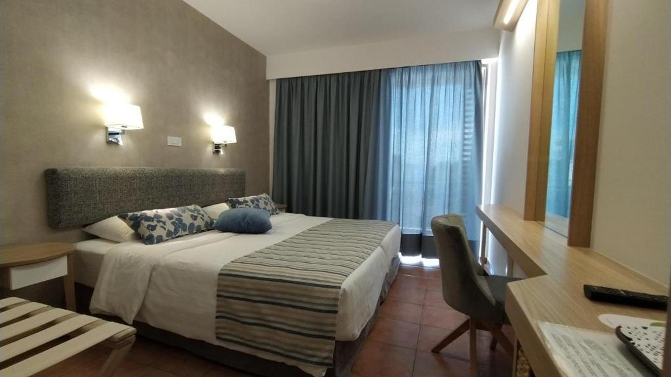 Apollon Hotel