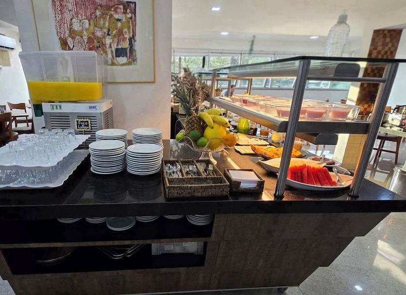 Buffet Photo