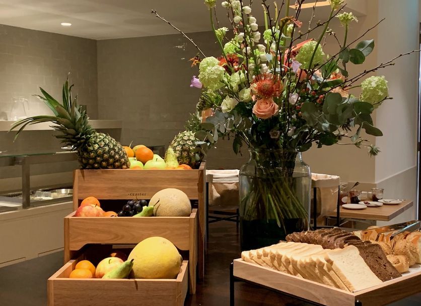 Buffet Photo