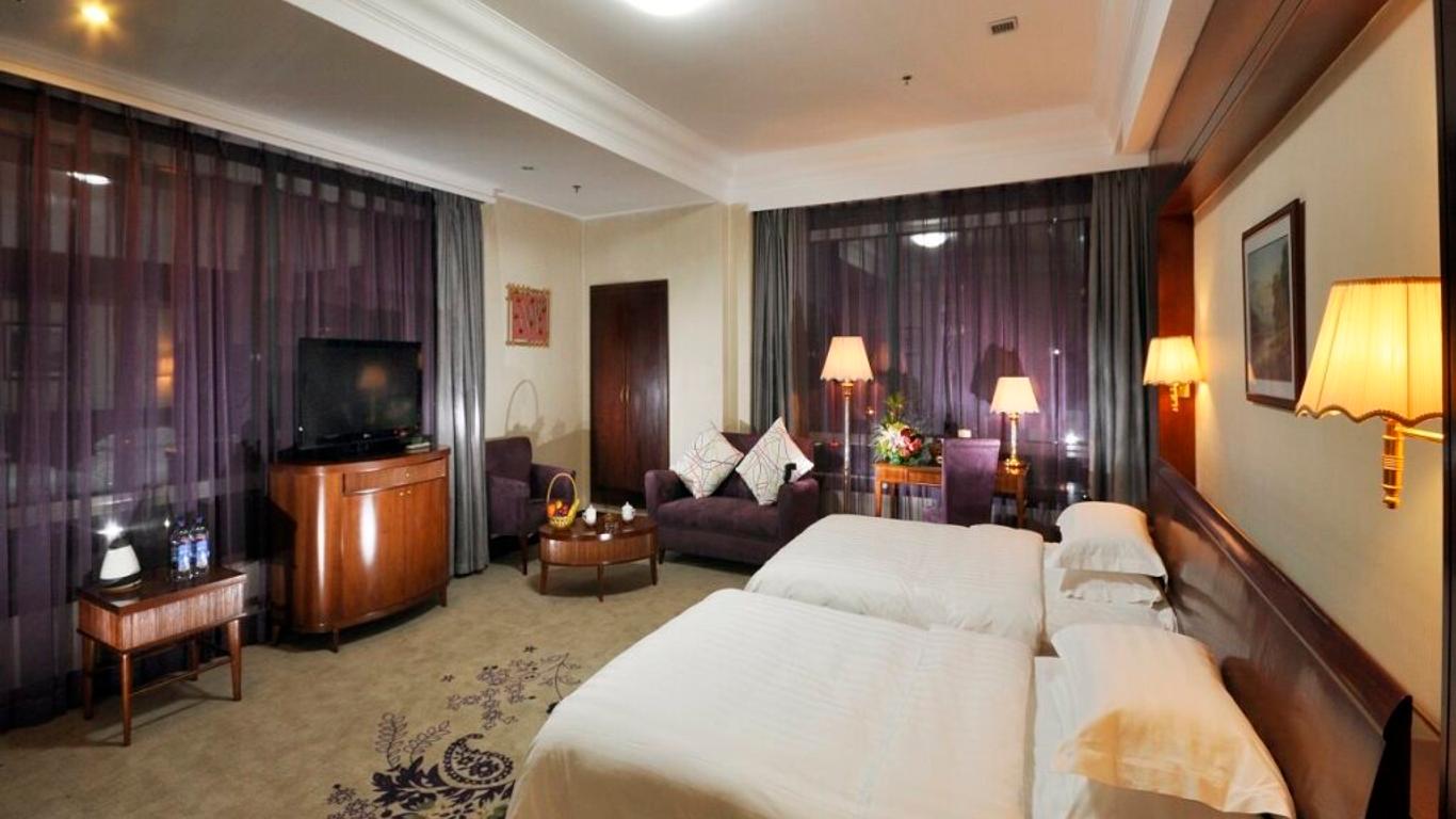 Dalian Golden Shine International Hotel