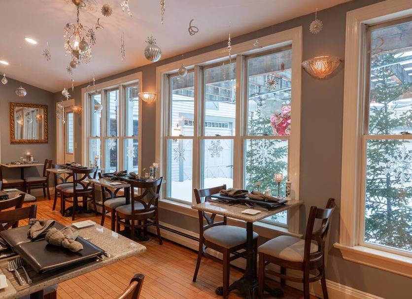Restaurant Photo