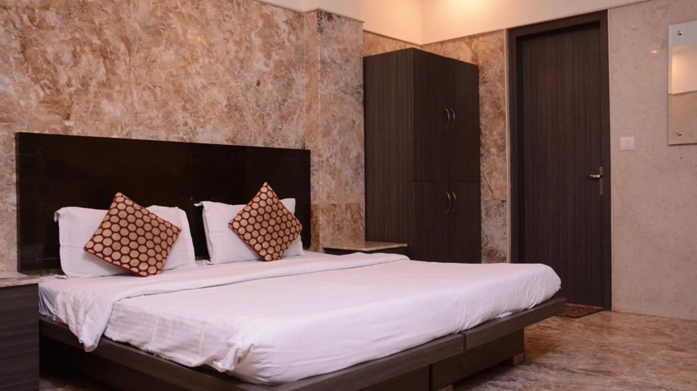 Hotel Maan K