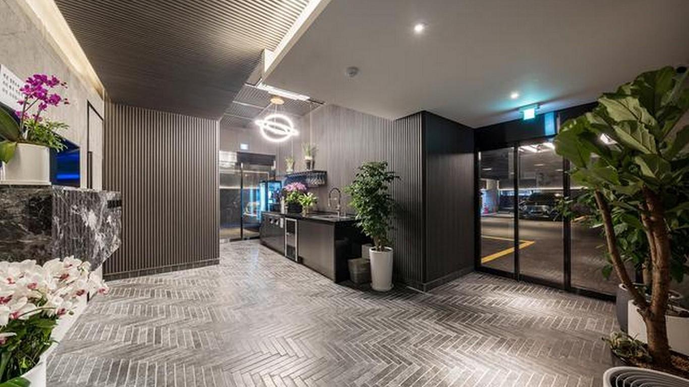 Seocho Js Hotel