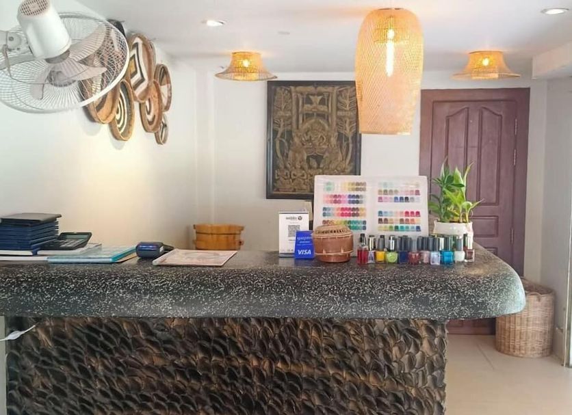 Front desk Photo