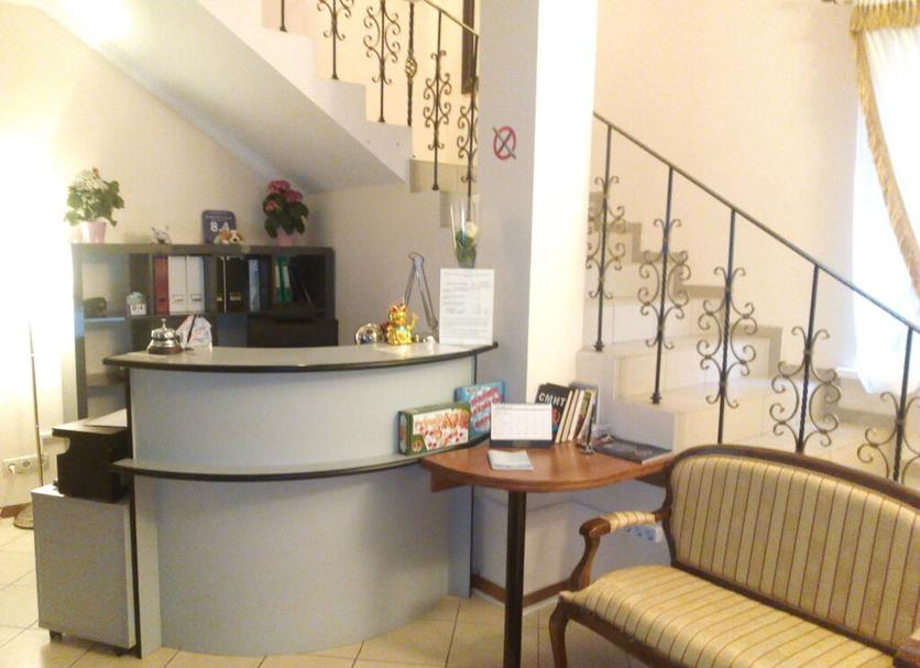 Front desk Photo