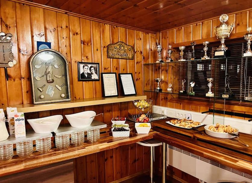 Buffet Photo