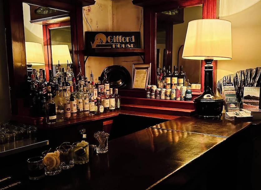 Bar Photo