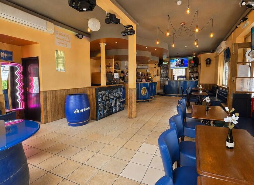 Bar Photo