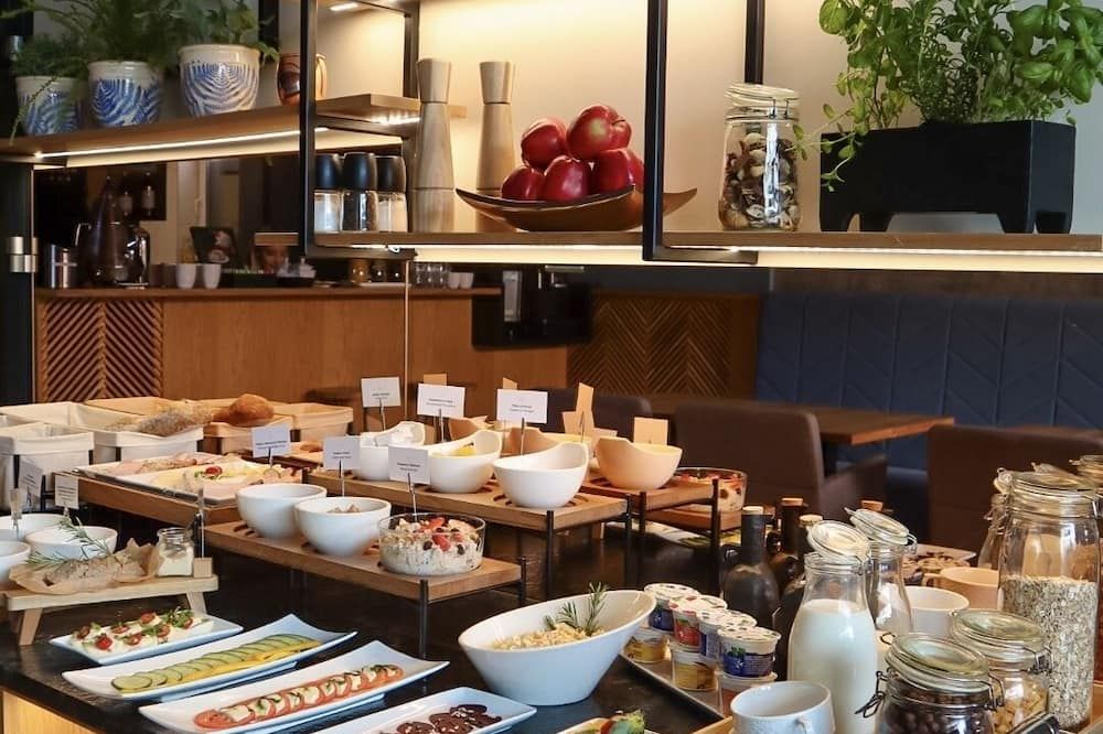 Buffet Photo