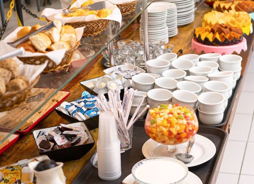 Buffet Photo