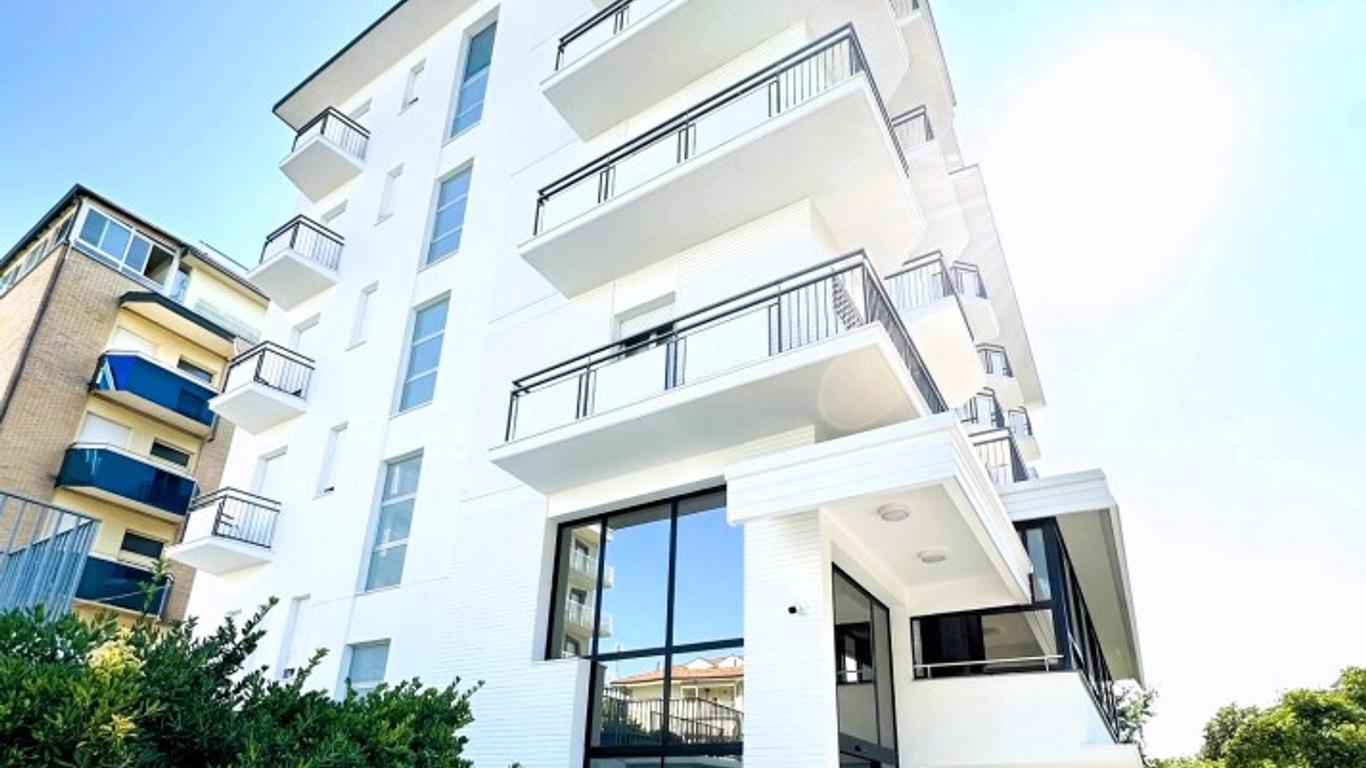 Club Hotel Residence