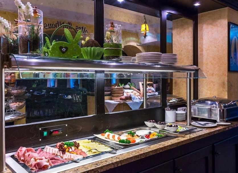Buffet Photo