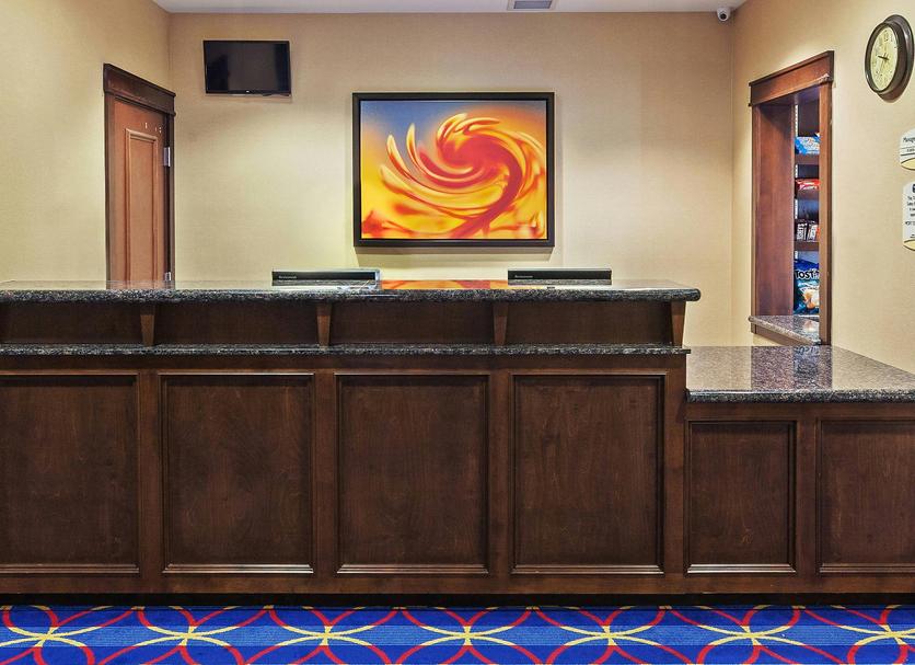 Front desk Photo
