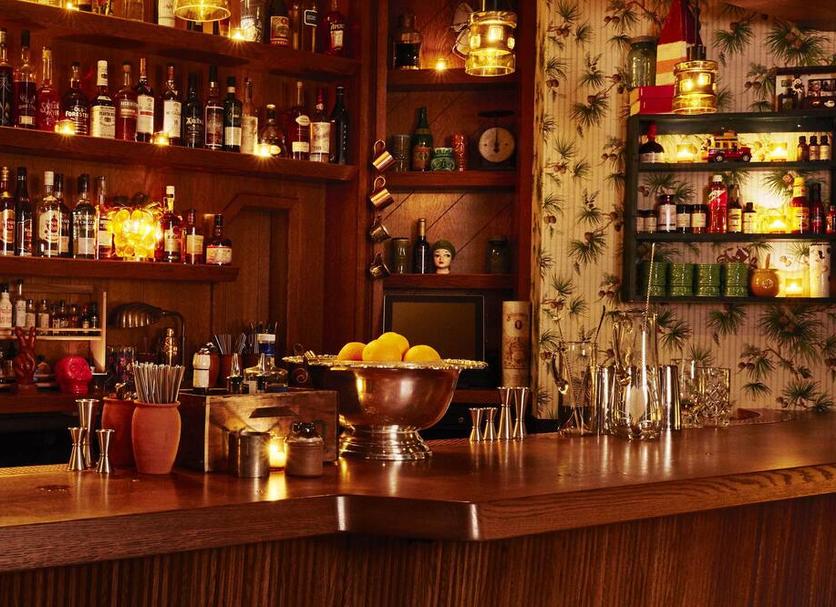 Bar Photo