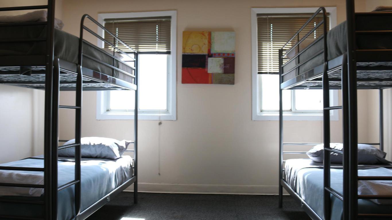 Westway Hotel Laguardia Airport
