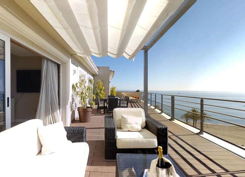 Balcony Photo