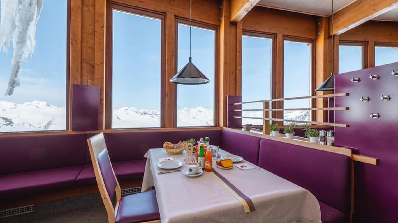 Glacier Hotel Grawand