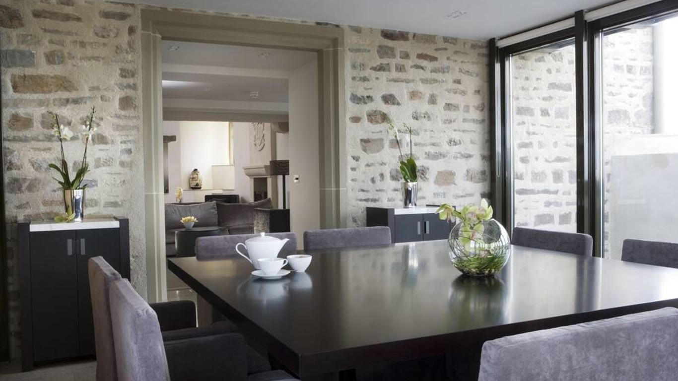 Roch Castle Hotel