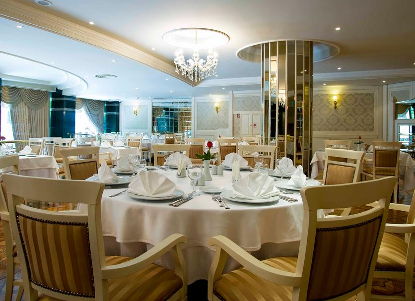 Banquet hall Photo