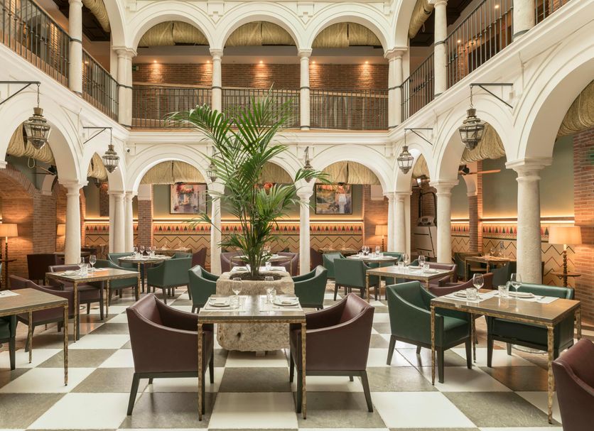 Restaurant Photo