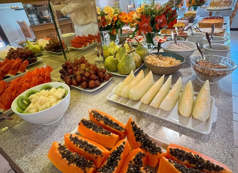 Buffet Photo