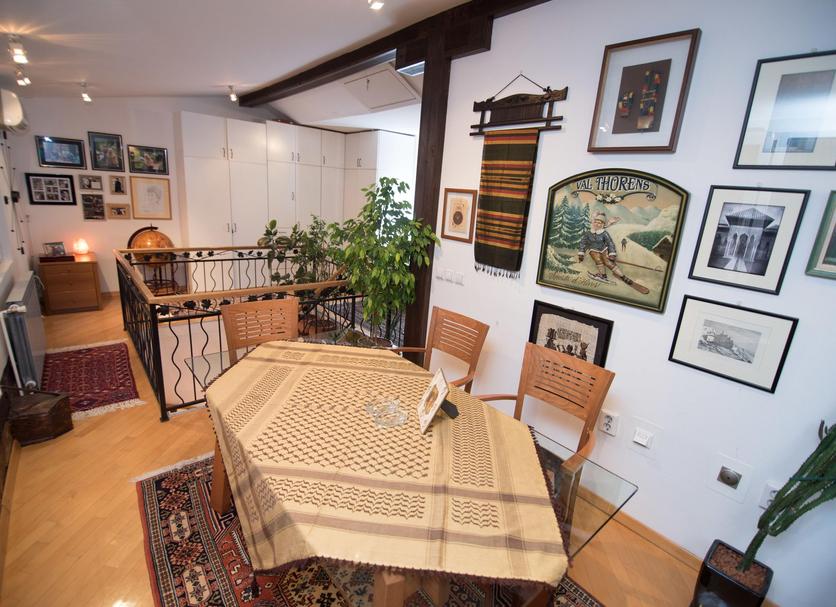 Dining room Photo