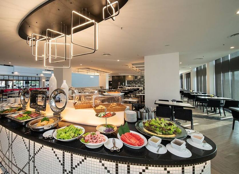 Buffet Photo