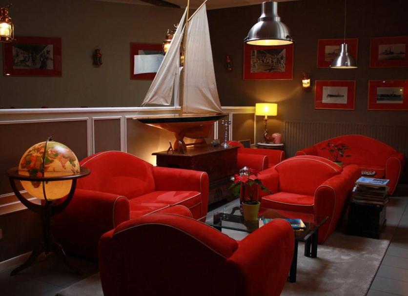 Lounge Photo