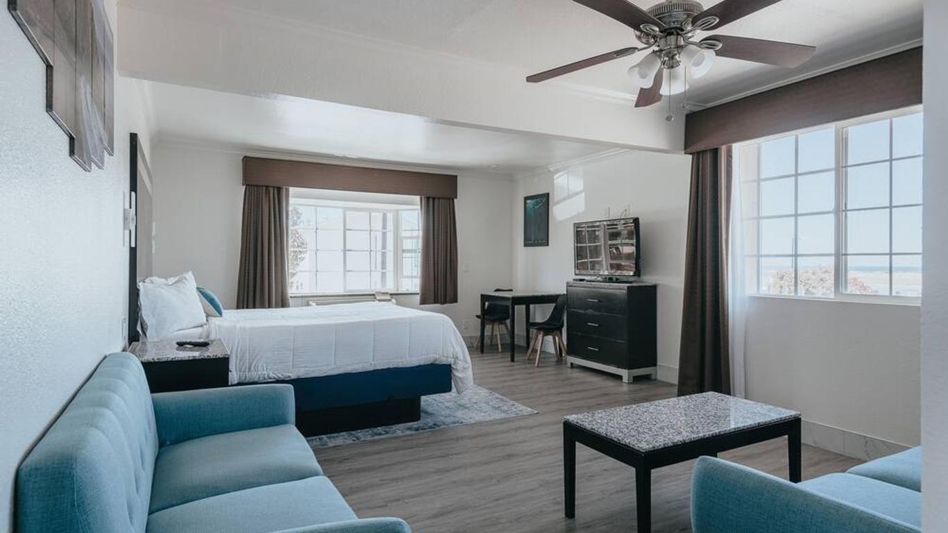 Sea Air Inn & Suites - Downtown/Restaurant Row