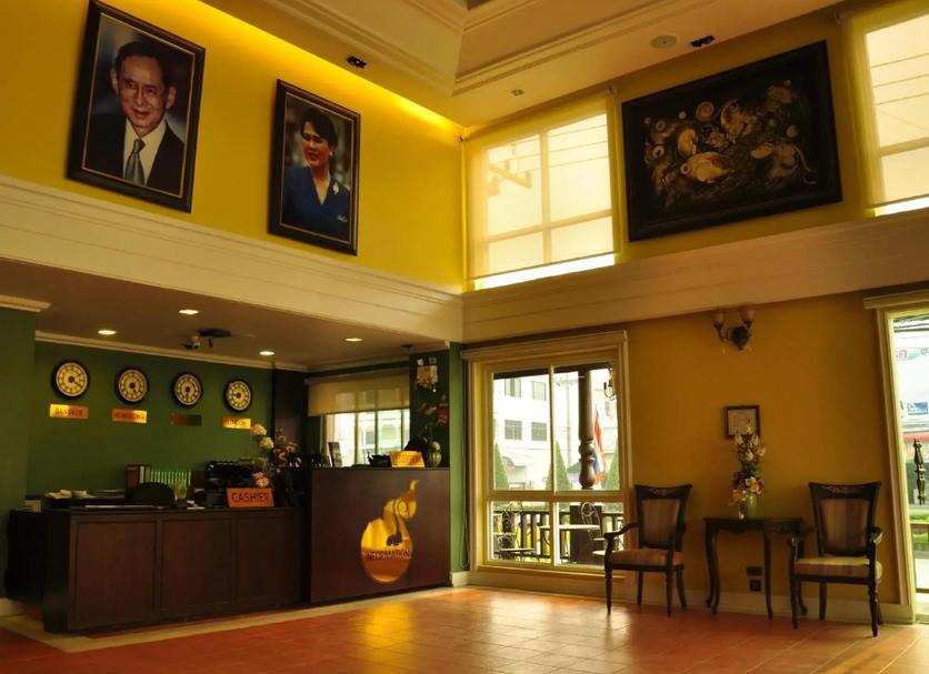 Front desk Photo