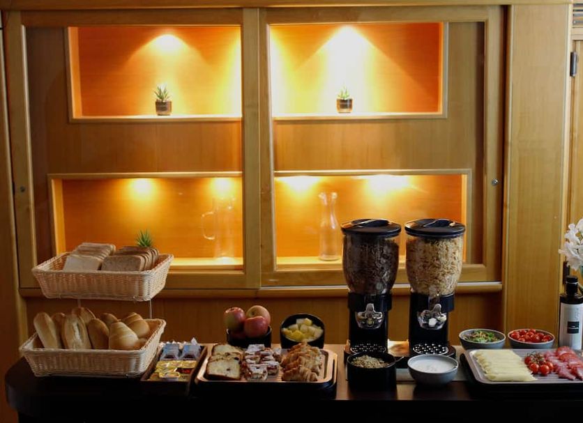 Buffet Photo