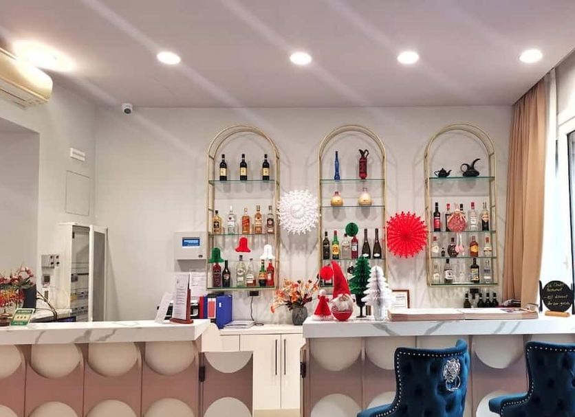 Bar Photo