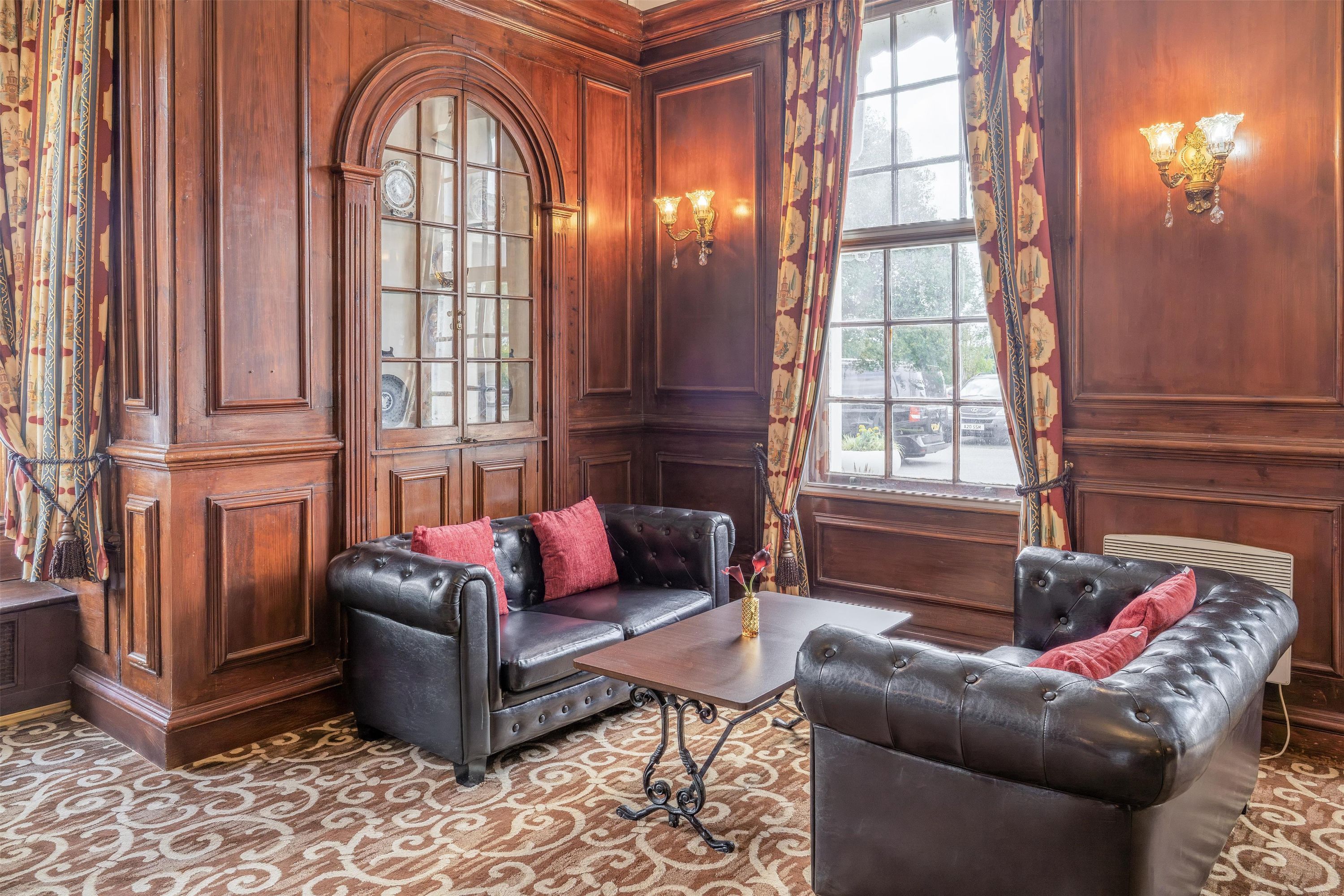 Lounge Photo