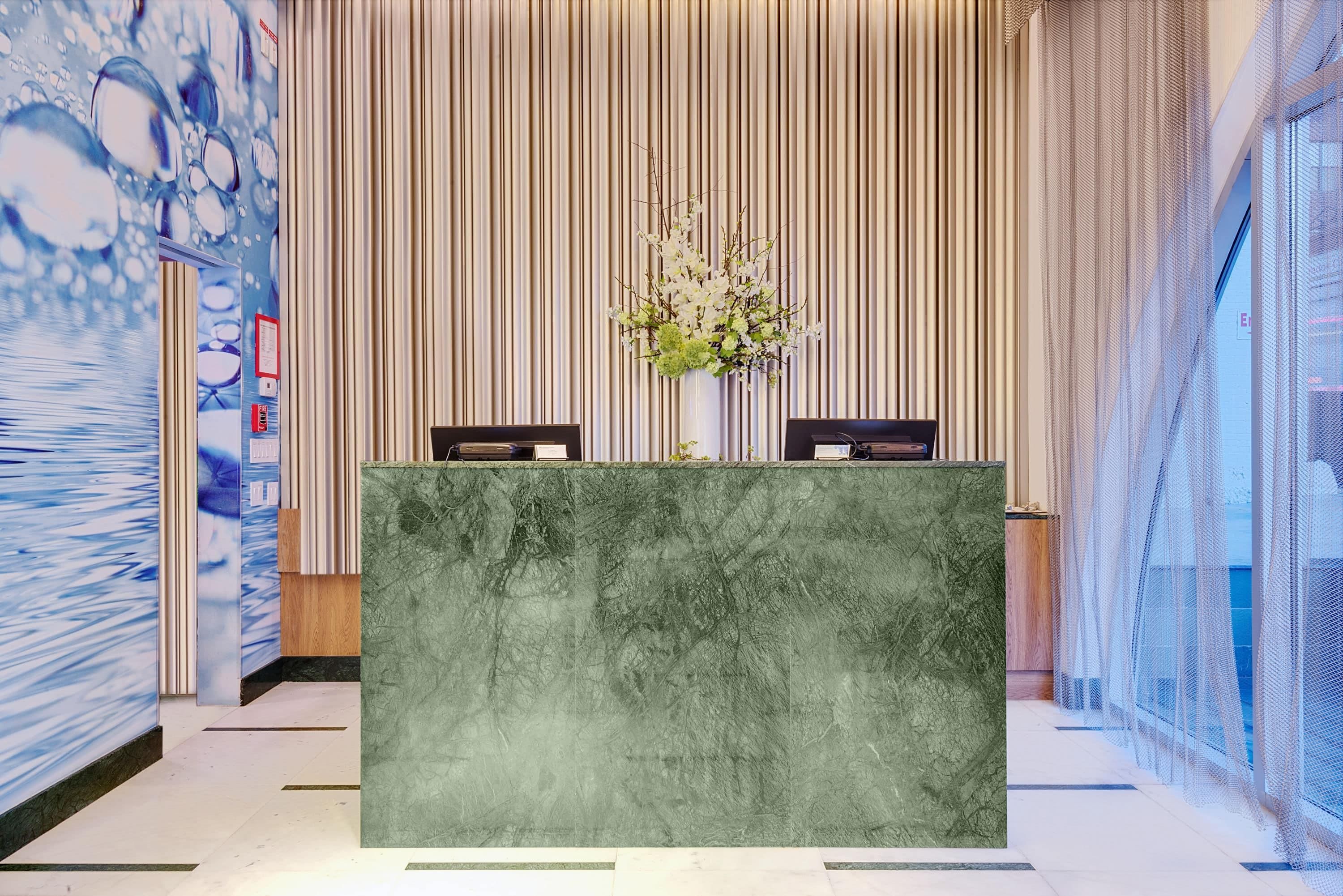Front desk Photo