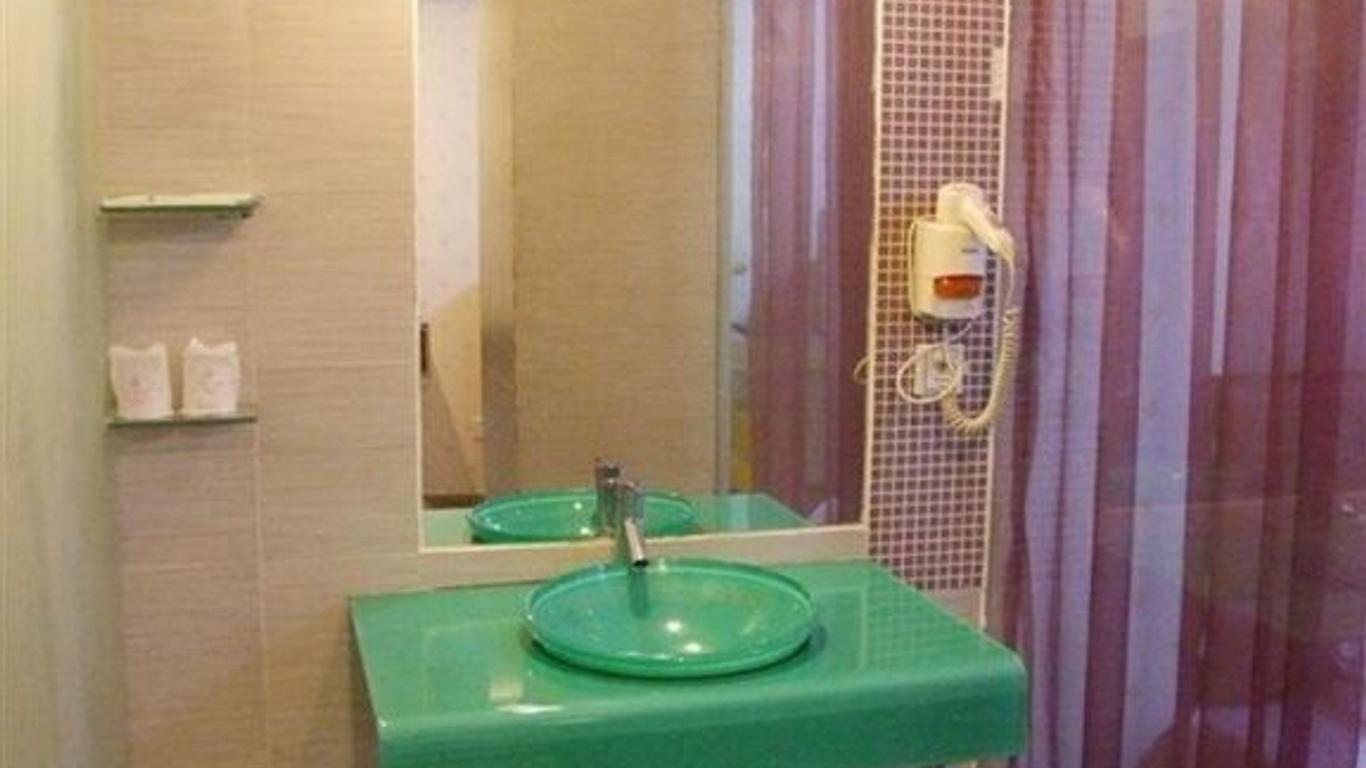 Silver Spring Hotel