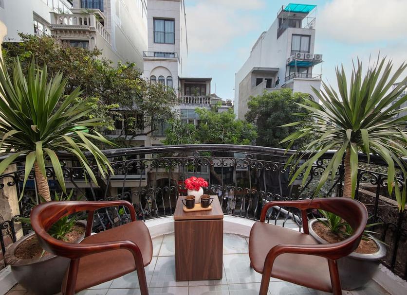 Balcony Photo