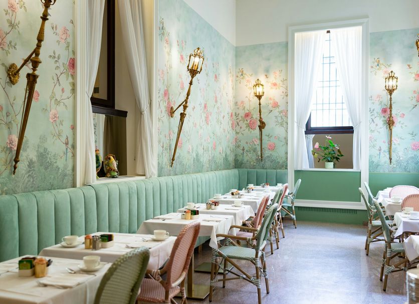 Restaurant Photo