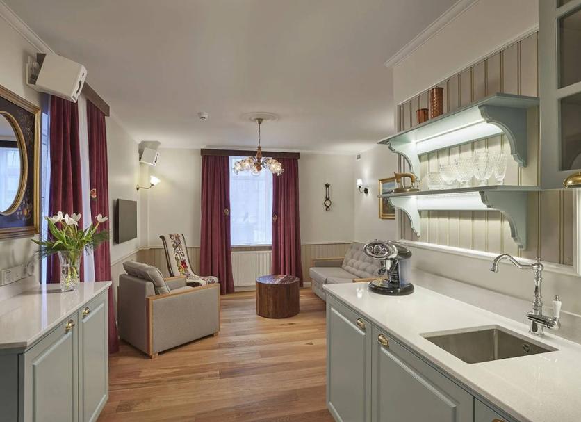 Kitchen Photo