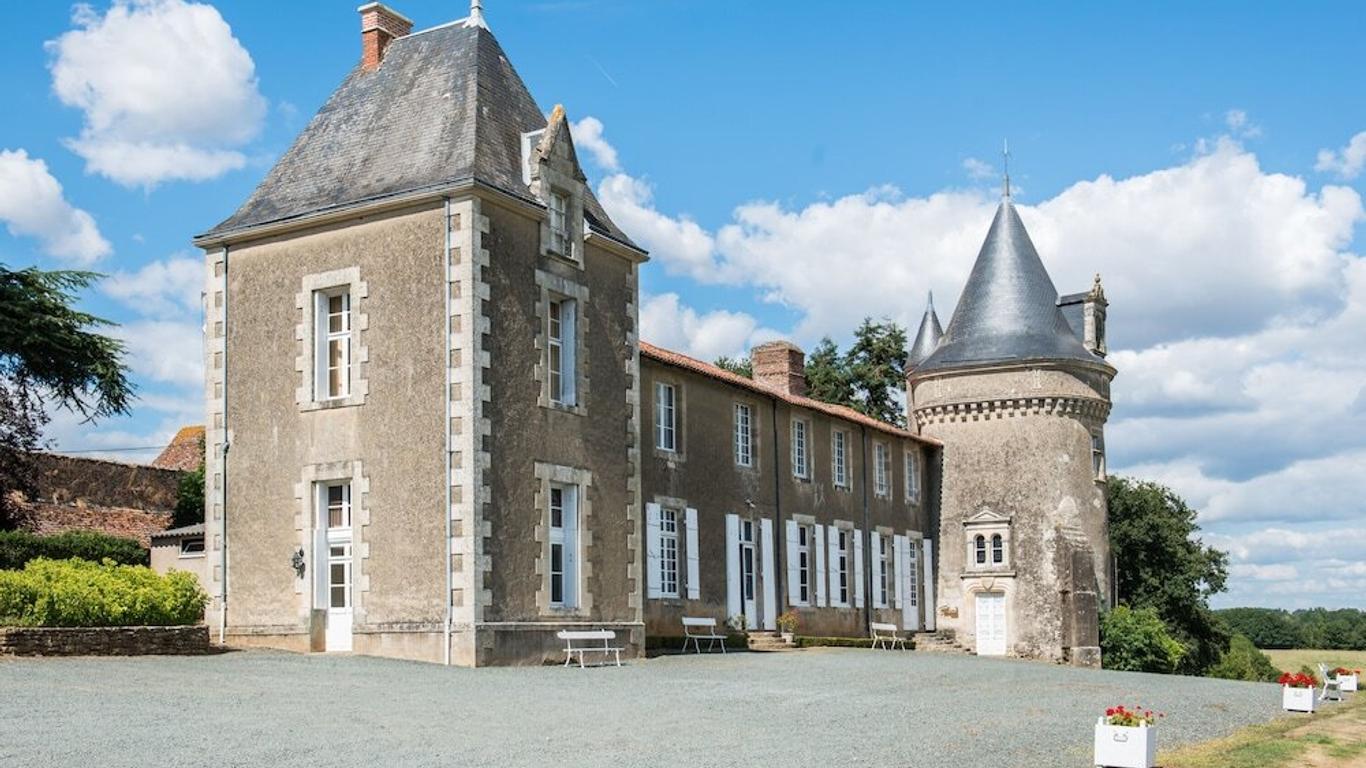 Manoir De Ponsay
