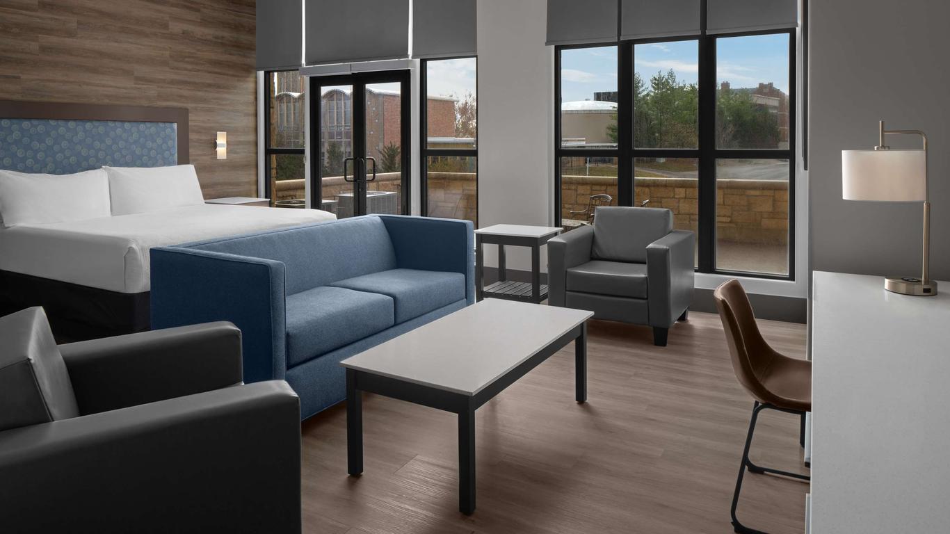 The Oread Lawrence, Tapestry Collection by Hilton