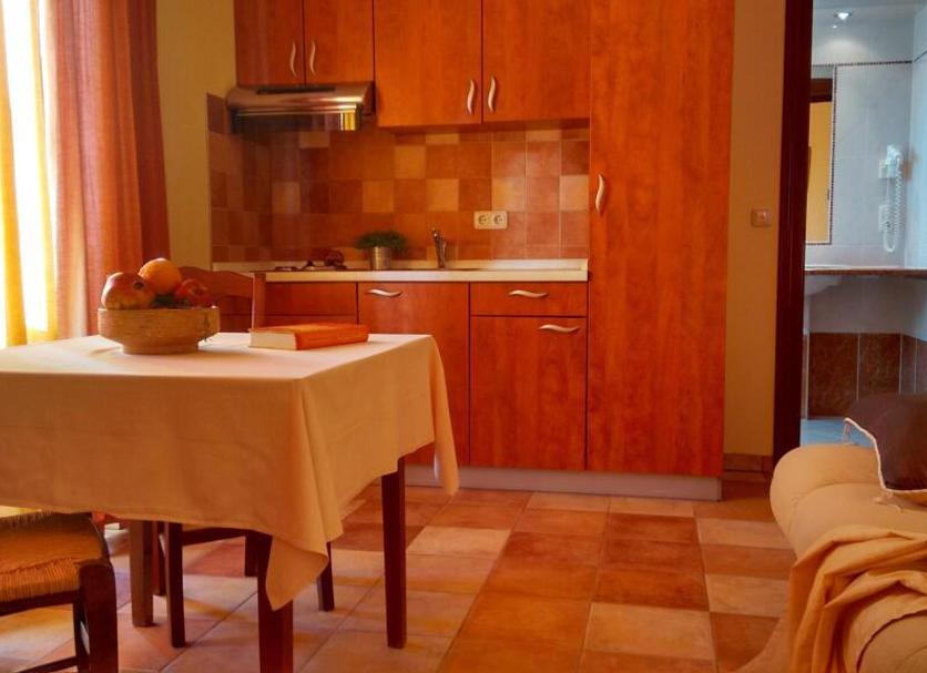 Kitchen Photo