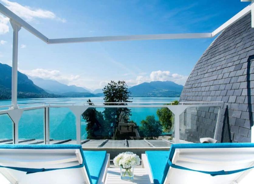Balcony Photo